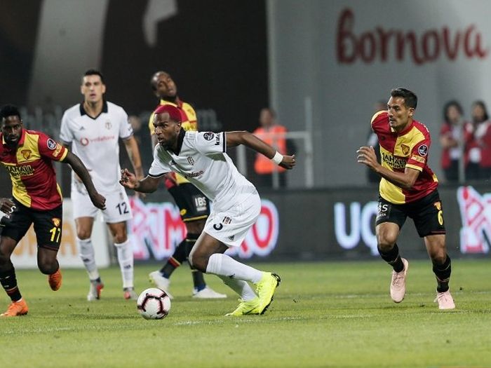 Bornova Stadyumu - Saha İçi Reklam Çalışması